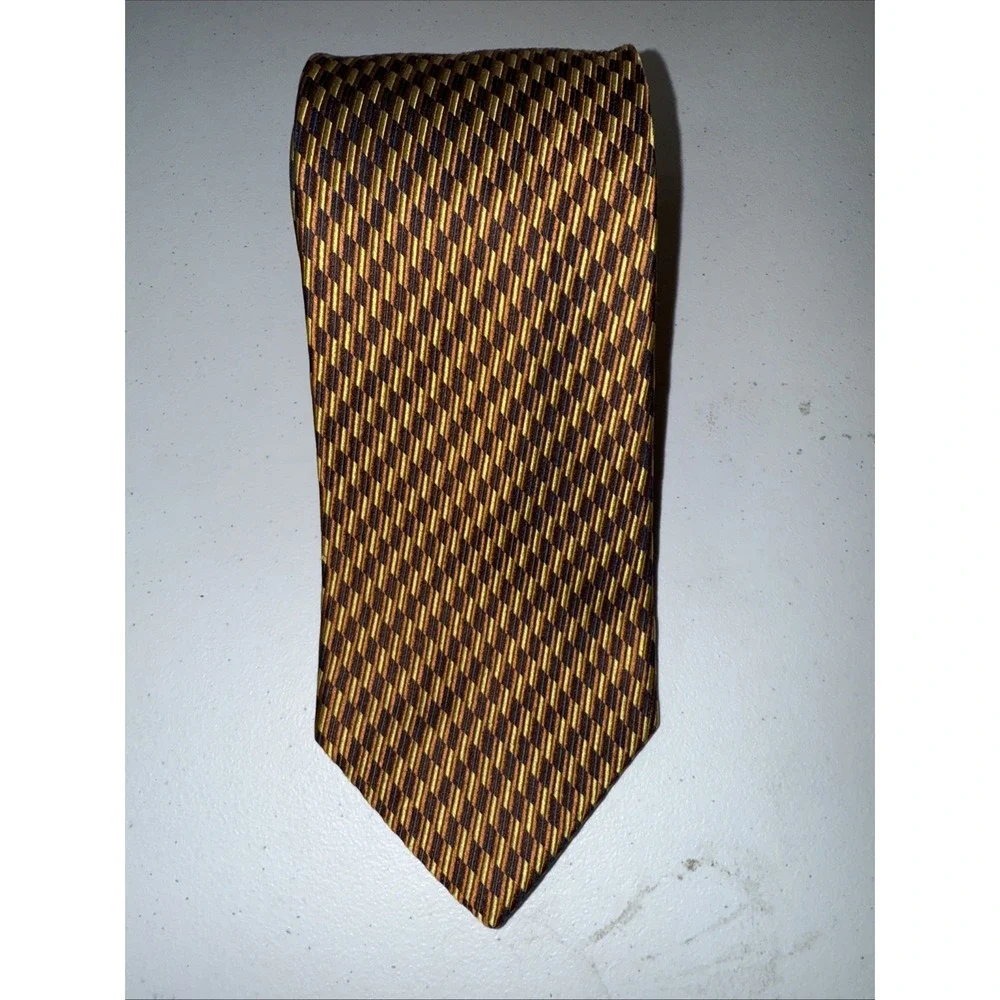 Jos. A. Bank Men's 100% Silk Tie Orange/Brown/Yellow‎ Geometric Pattern